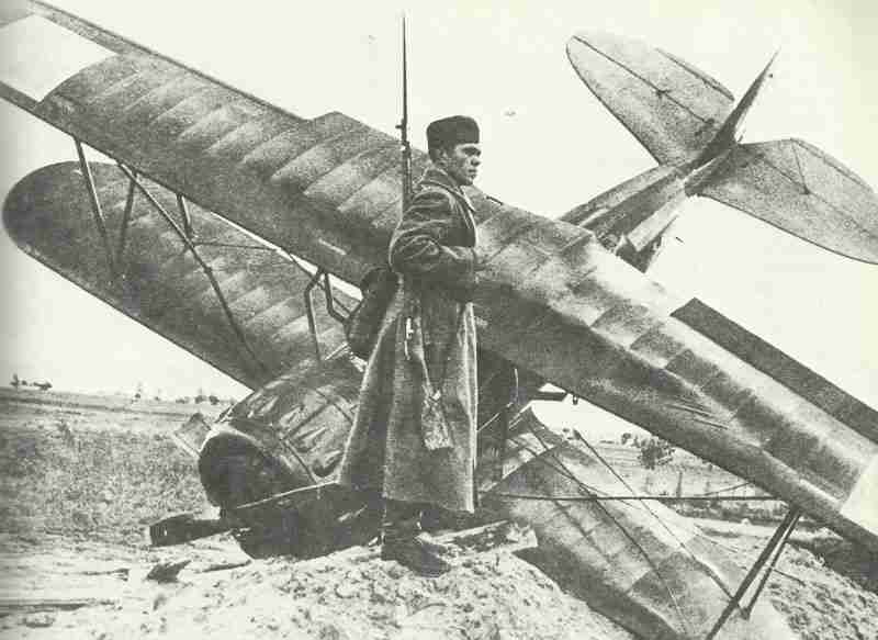Red Army soldier guards shot down Polish aircraft