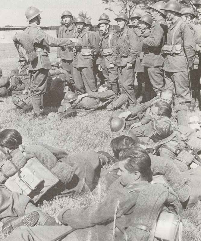 Diary January 4, 1940 14 Polish troops in French uniforms