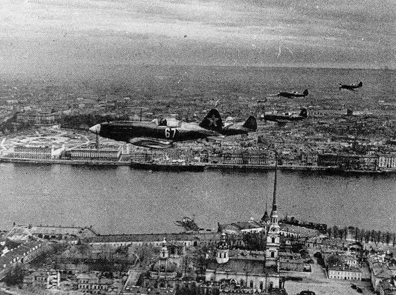 MiG-3 fighters over Leningrad