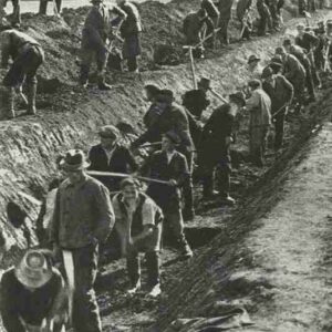 Digging of anti-tank ditches on the German borders