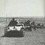 A Panzer I leads Panzer 38(t)