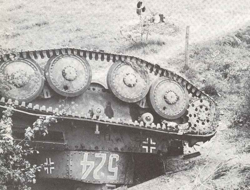 By French air strike destroyed German Panzer 38(t)