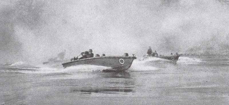 German assault crafts are crossing Rhine