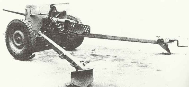 US 37mm anti-tank gun M3 in firing position 37mm M3 02 px800
