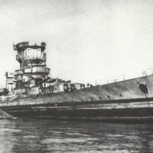 scuttled and heavily damaged battlecruiser 'Strassbourg'