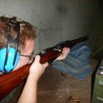 Firing the Mosin-Nagant Modell 1944 carbine.