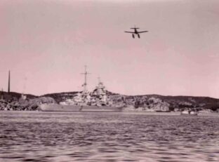 Adniral Hipper Albatros