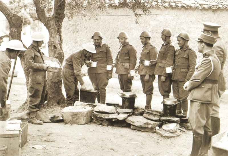 Italian Invasion of Greece 1940 9 Tea and bread for Greek soldiers at Canea
