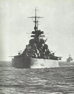 bismarck von achtern