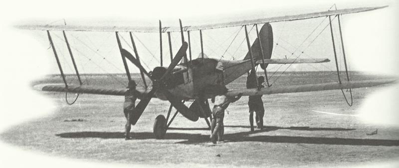 Siege of Kut: Kut Al Amara in 1915–1916 8 aircraft drop supplies 1