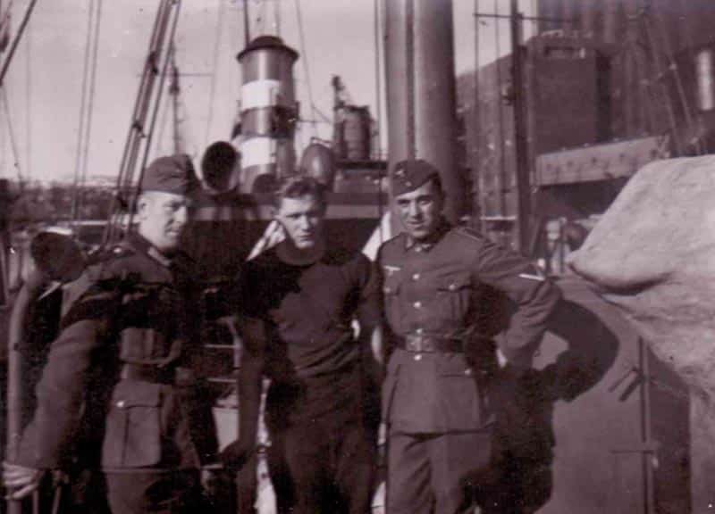 Boat visit on a weekend in spring of 1941 at Kristiansand
