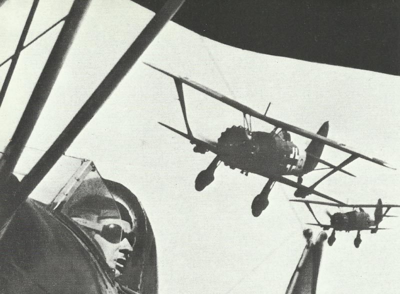 Diary July 23, 1941 5 biplanes Hs 123