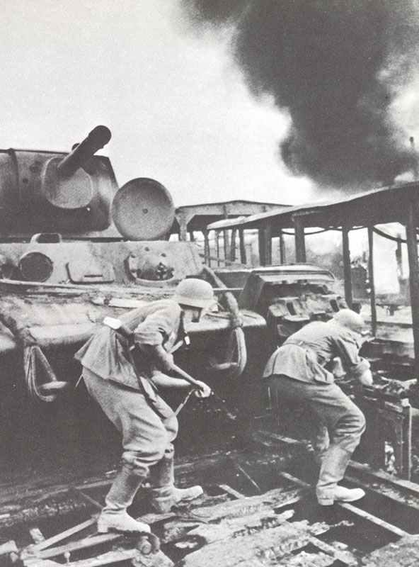 Diary October 2, 1941 4 German assault on a Russian railway station