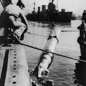 ussian submarine replenish torpedoes