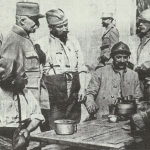 Petain with complaining soldiers