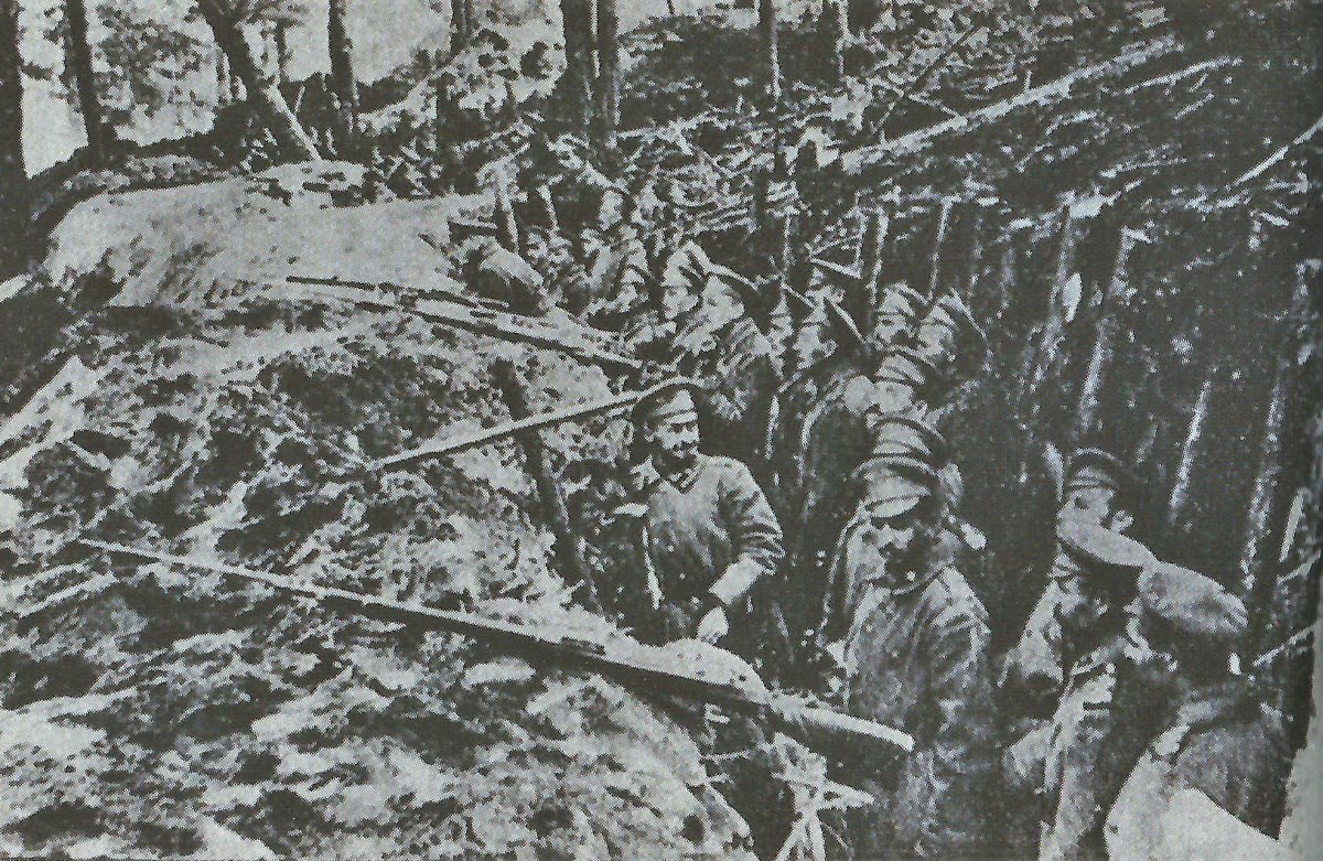 Russian troops in trenches