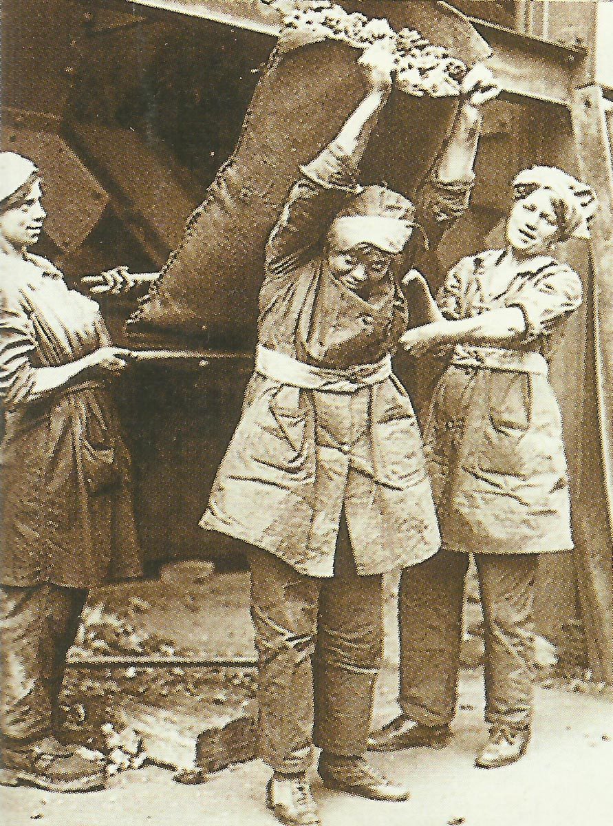 Diary March 6, 1919 28 Women as workers in a coal mine