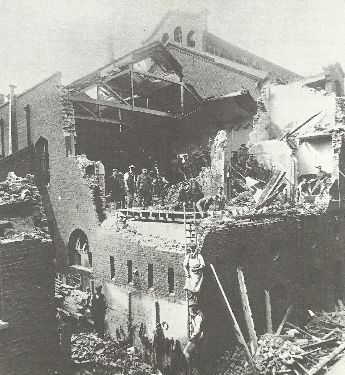 Diary September 4, 1917 6 aftermath of a German bomber raid on London