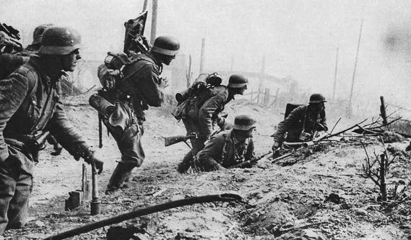 Diary September 13, 1942 4 German assault party at Stalingrad.