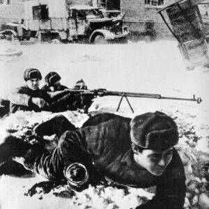 Russian soldiers with a PTRD-1941 anti-tank rilfe