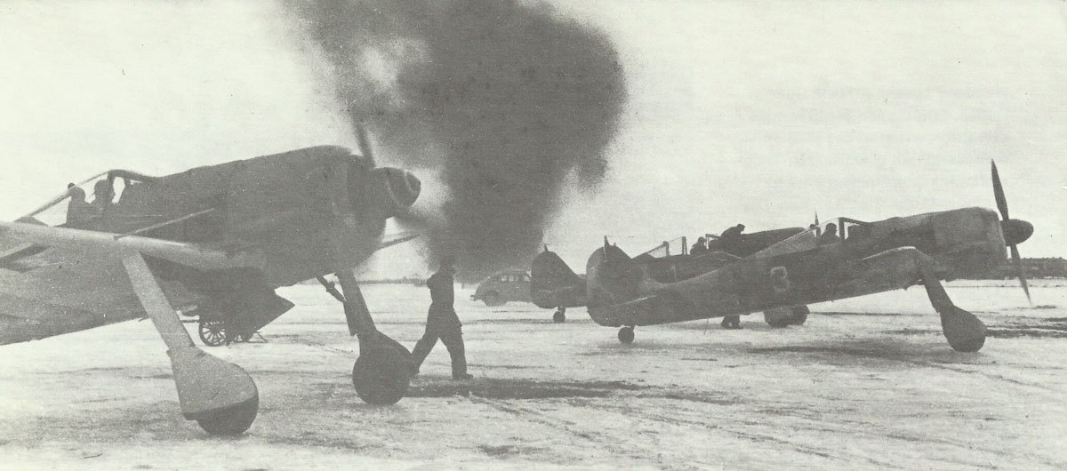 Fw 190 starting engines