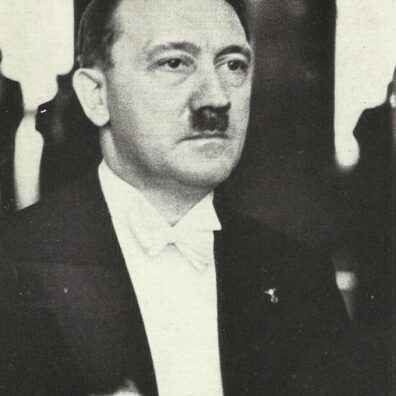 Hitler 16 px800