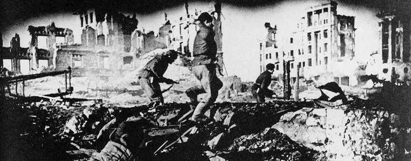 assaults of Russian infantry in Stalingrad