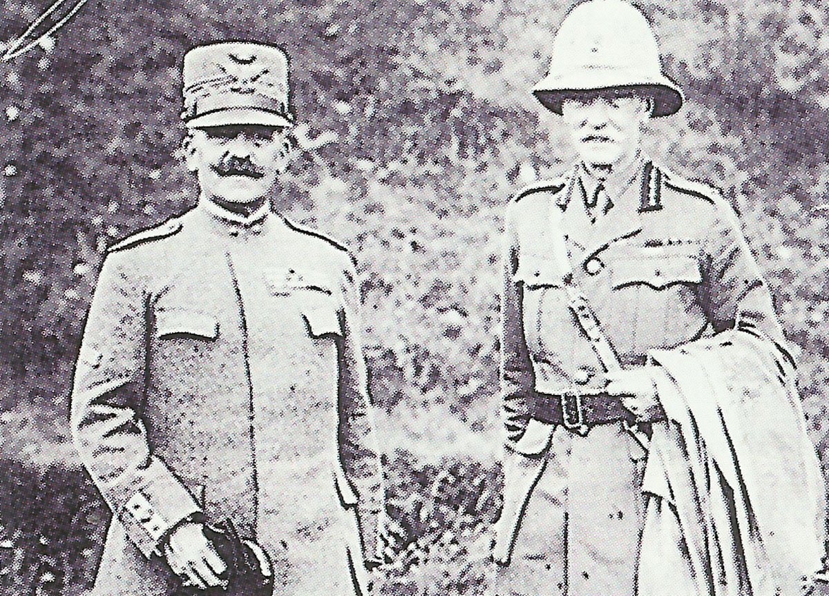 General Diaz with a British divisional commander