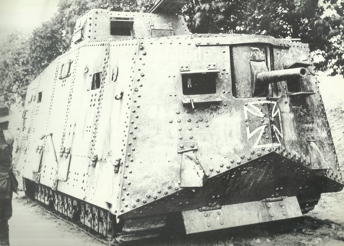 Diary April 24, 1918 6 A7V "Elfriede"