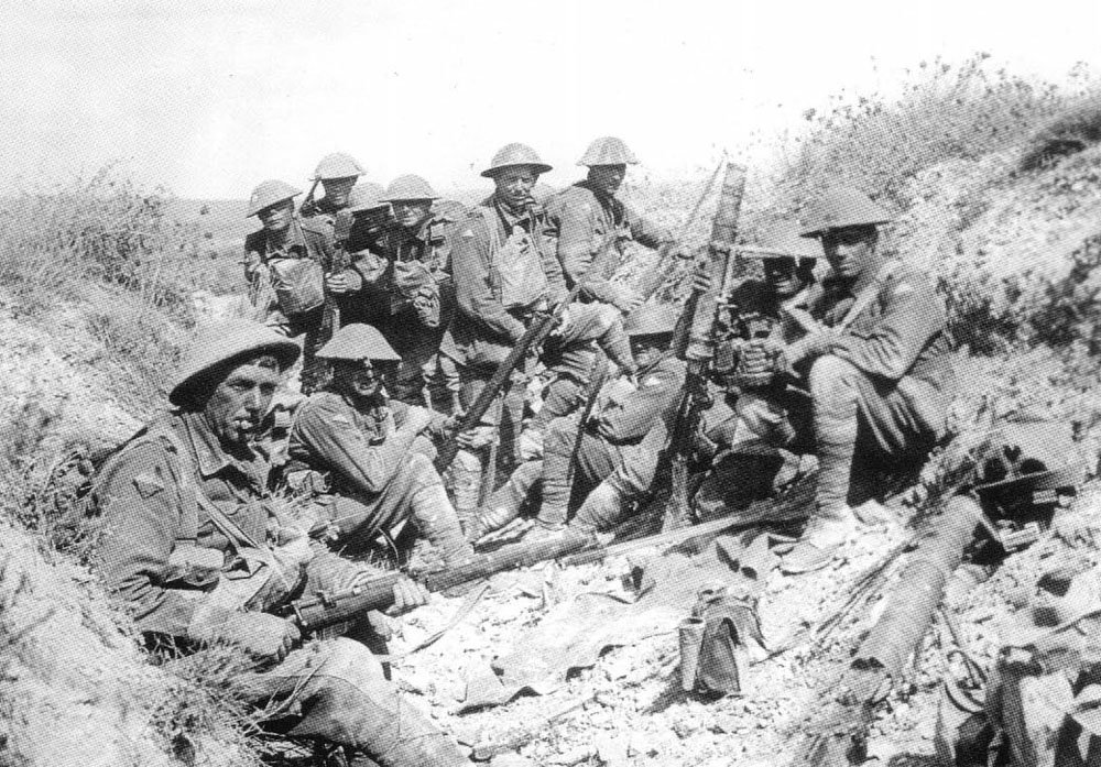 Australian soldiers attacked at Mont St Quentin