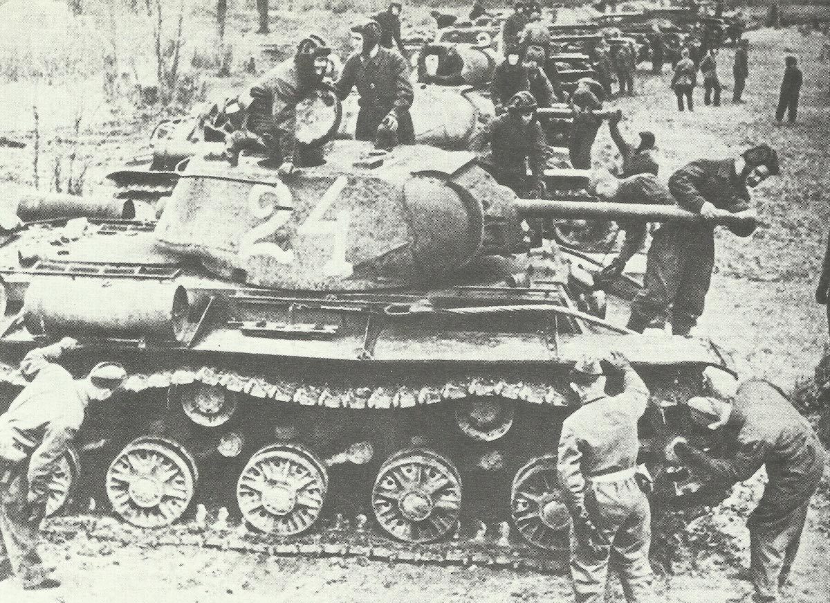 KV-1S