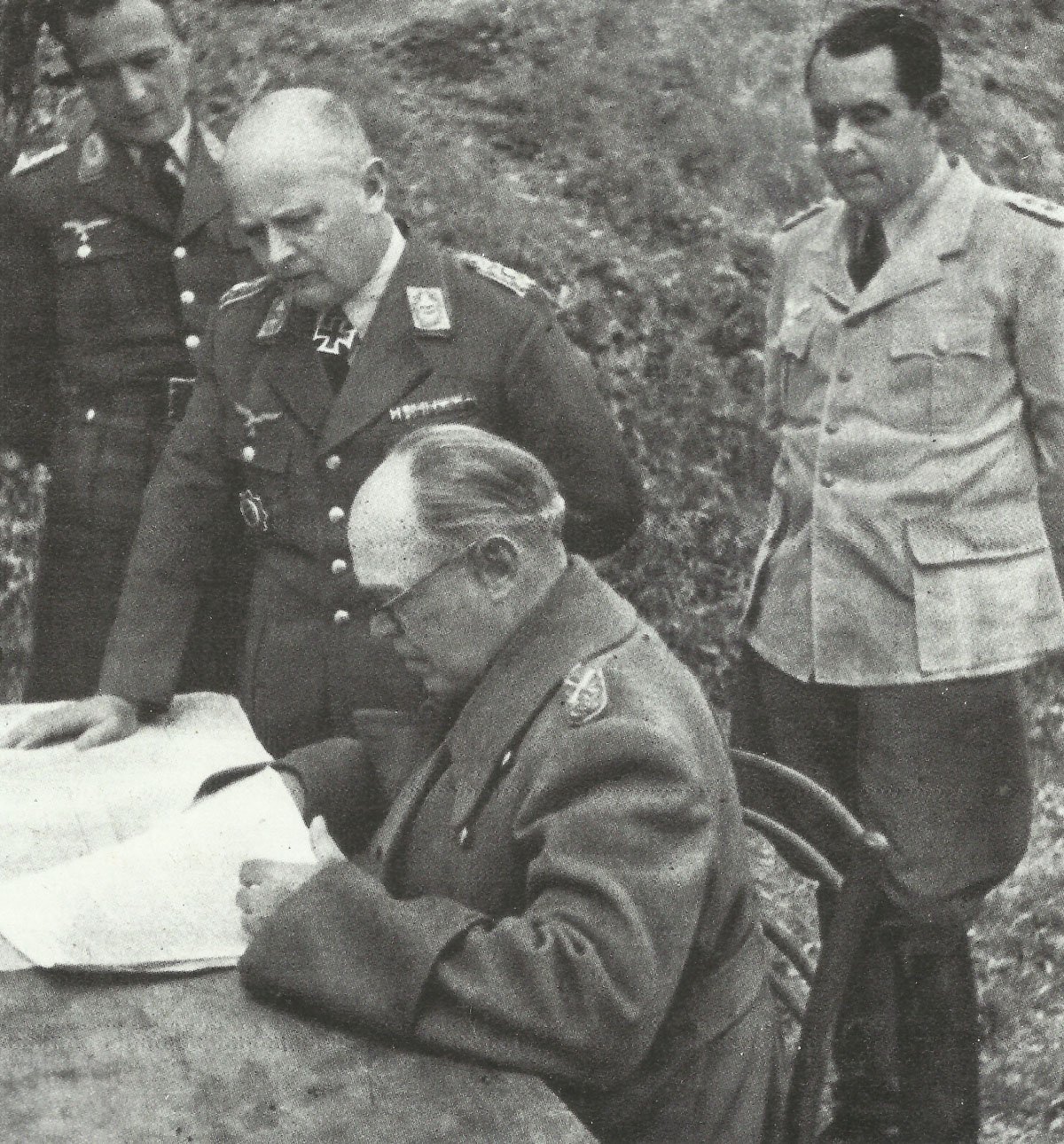 Field Marshal Kesselring at a meeting