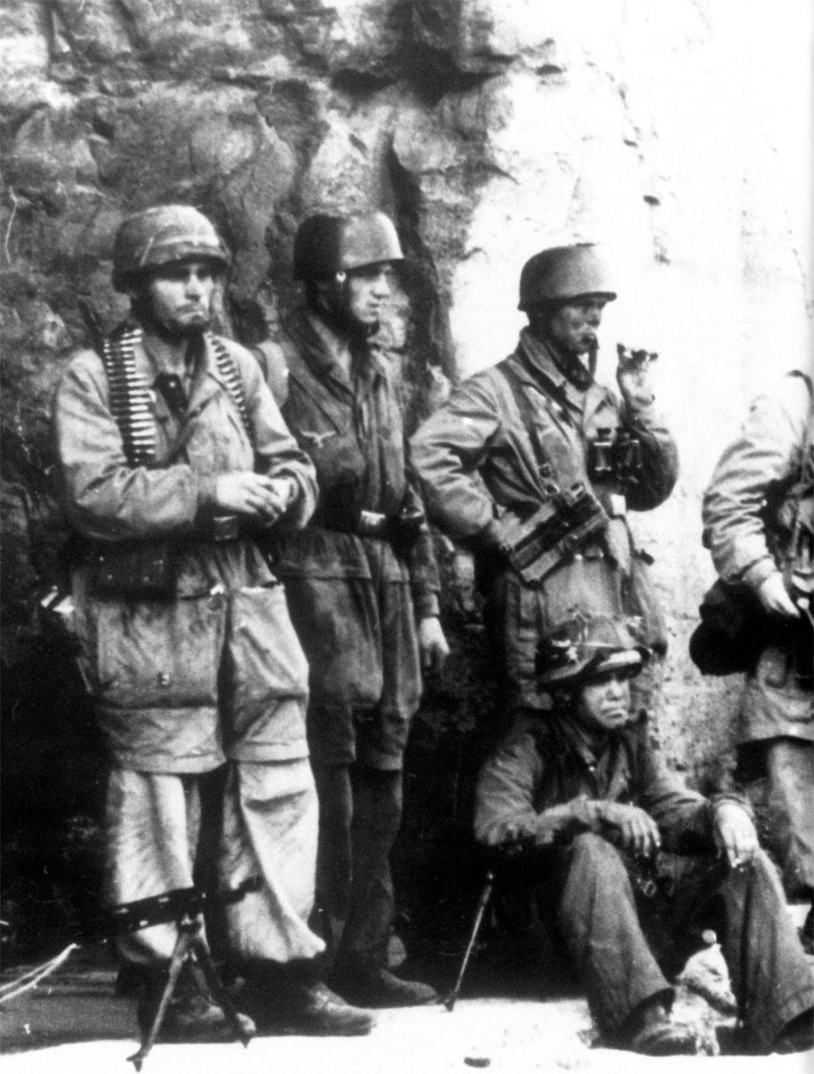 German paratroopers Monte Cassino