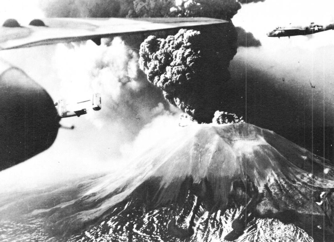 Diary January 10, 1944 10 Ash clouds over Mount Vesuvius