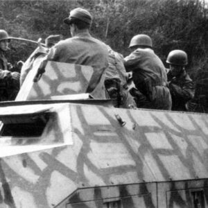 SdKfz 251 of the German 4th Paratrooper Division at Anzio