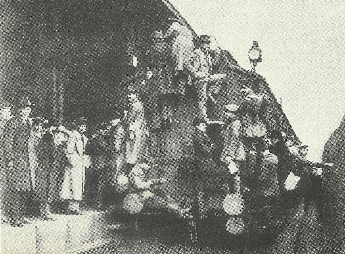 Diary February 15, 1919 40 completely overcrowded railway trains