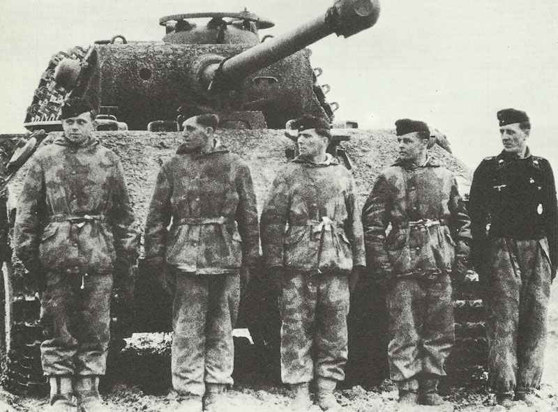 crew of a Panther tank on the Russian front