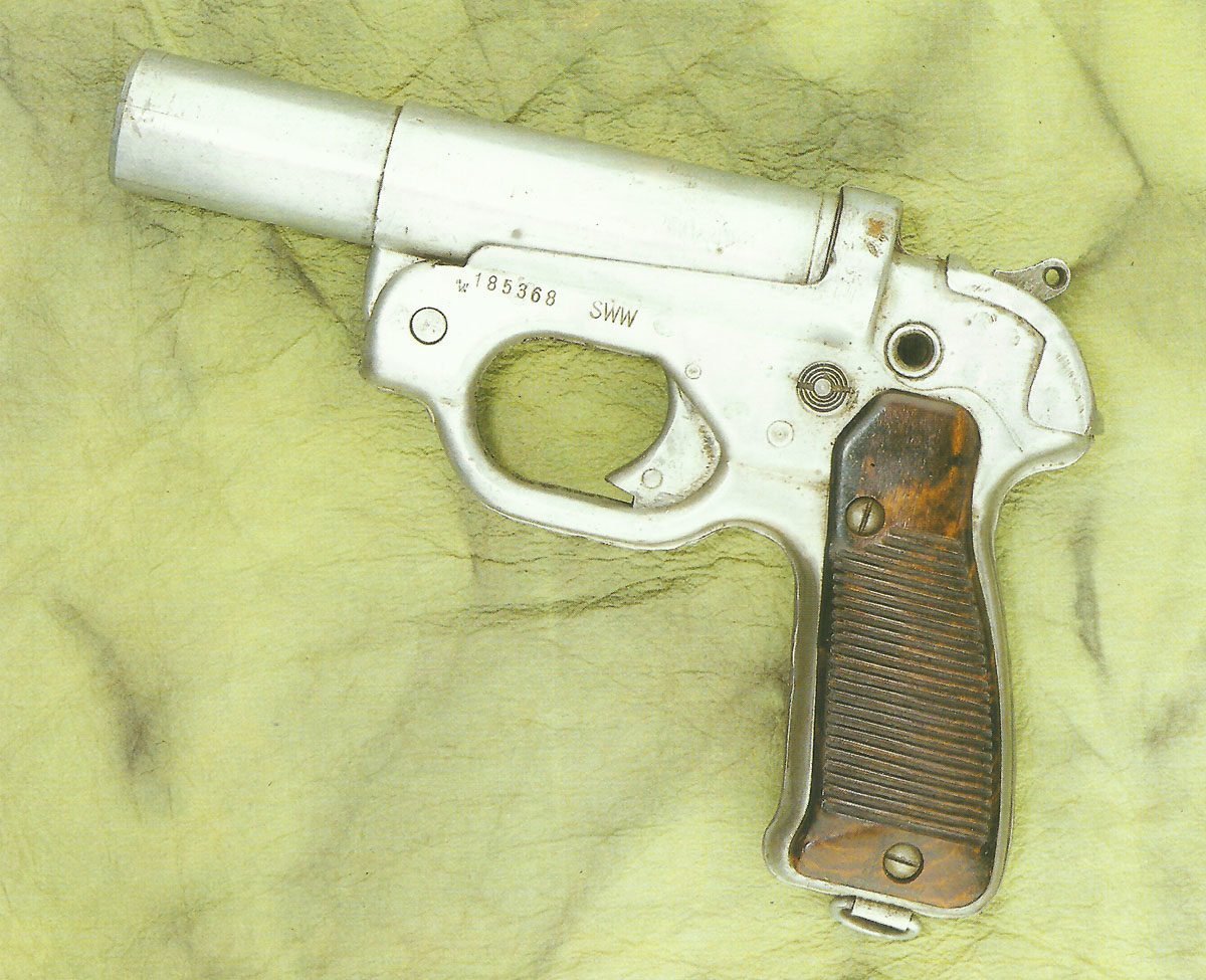 Signal Pistol Model 42
