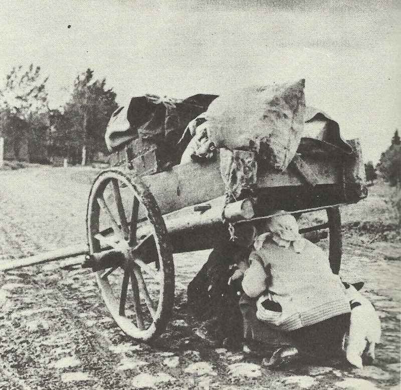 Civilians going into cover in Karelian