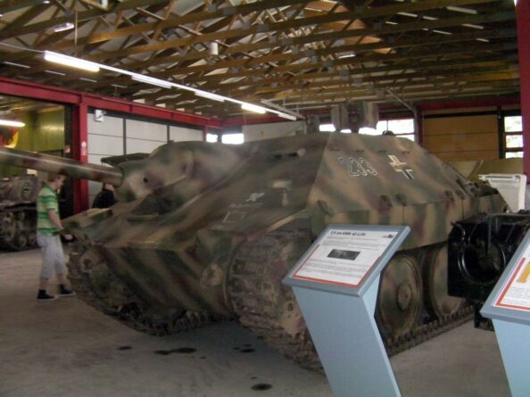 Hetzer Panzermuseum Munster 02