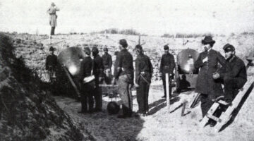 Union soldiers with mortars in a coastal position 