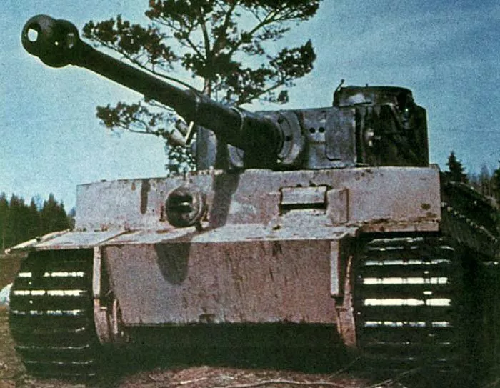 Germany Tank Tiger ウィンドアップ Germany Tiger I Late Production with Zimmerit Tank 
