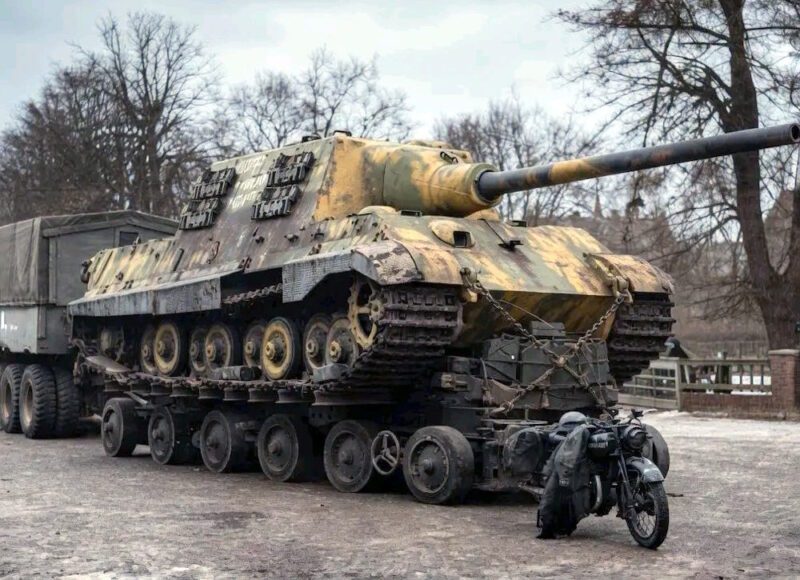 Jagdtiger 10 Jagdtiger erbeutet