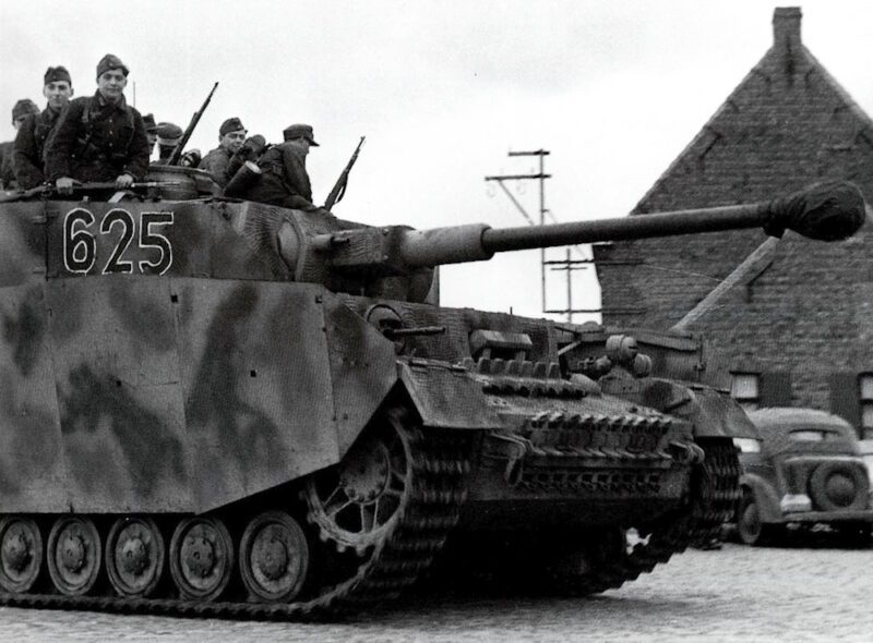 HJ PzIV Caen