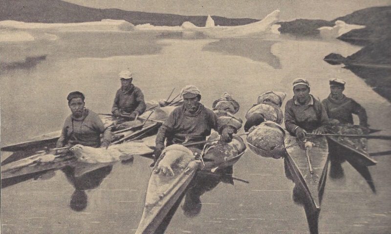 History of Greenland and Why It Belongs to Denmark 4 inuit seehundjagd 1900