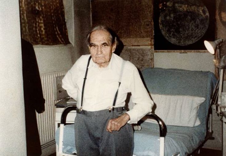 Rudolf Hess - Flight to England 8 Rudolf Hess Spandau c1986